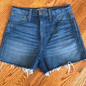 Like new Madewell denim shorts. Size 24